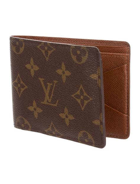 men how much is a louis vuitton wallet